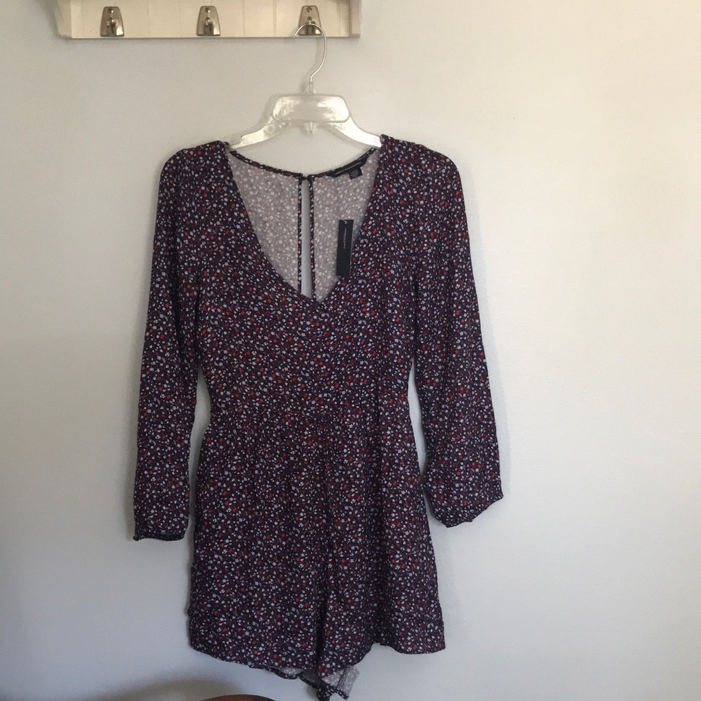 American Eagle long sleeve floral romper